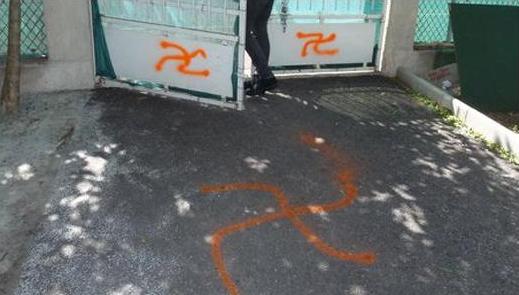 Draguignan mosque vandalism (1)
